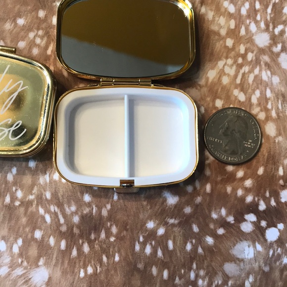 Paper Source Supplement Case - Picture 9 of 9